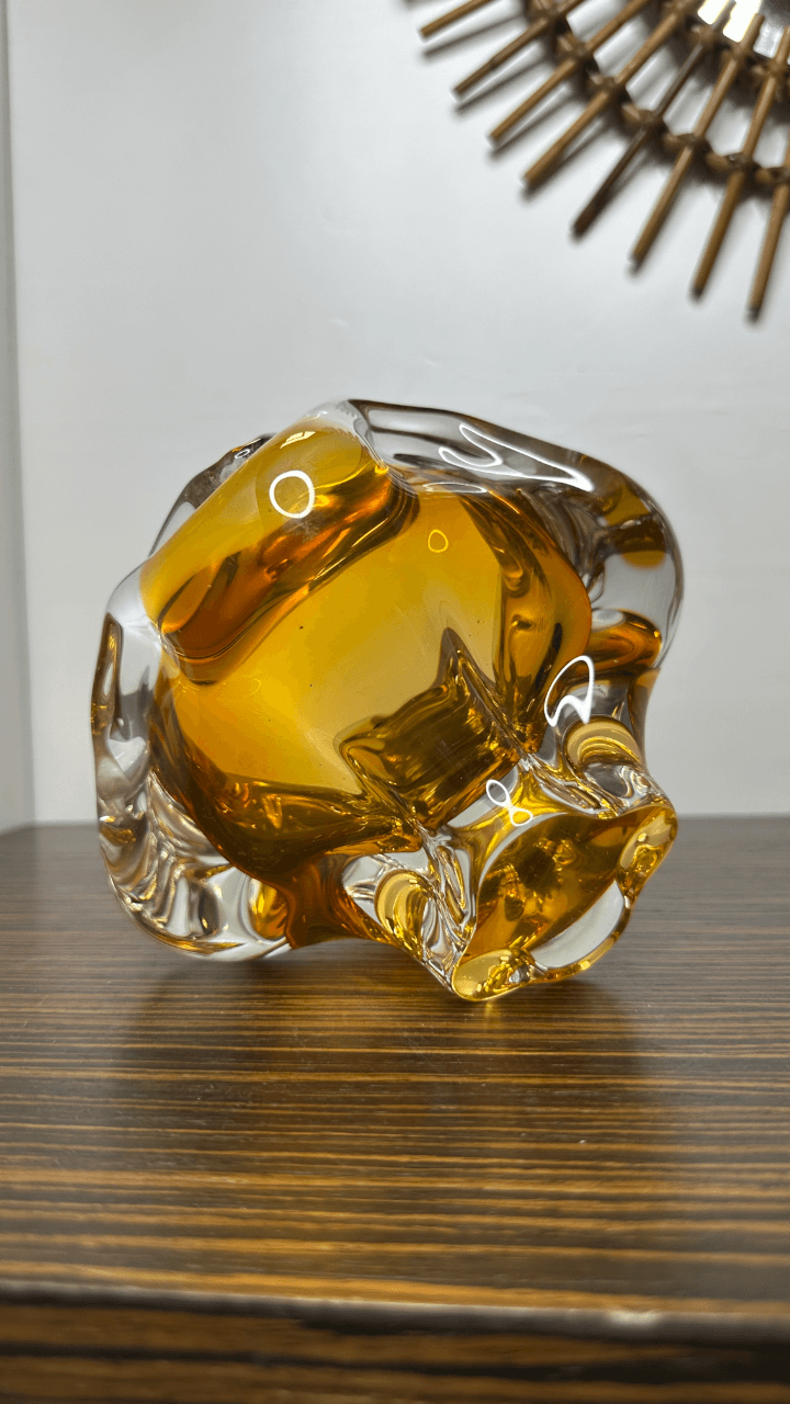 Thumbnail for Cendrier en verre soufflé