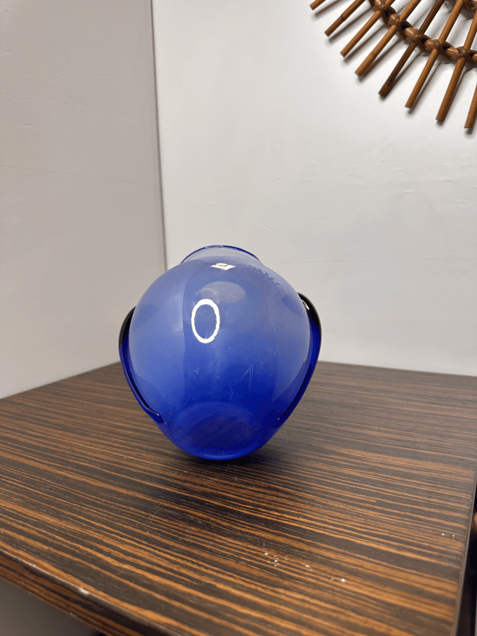 Thumbnail for Vase en verre soufflé