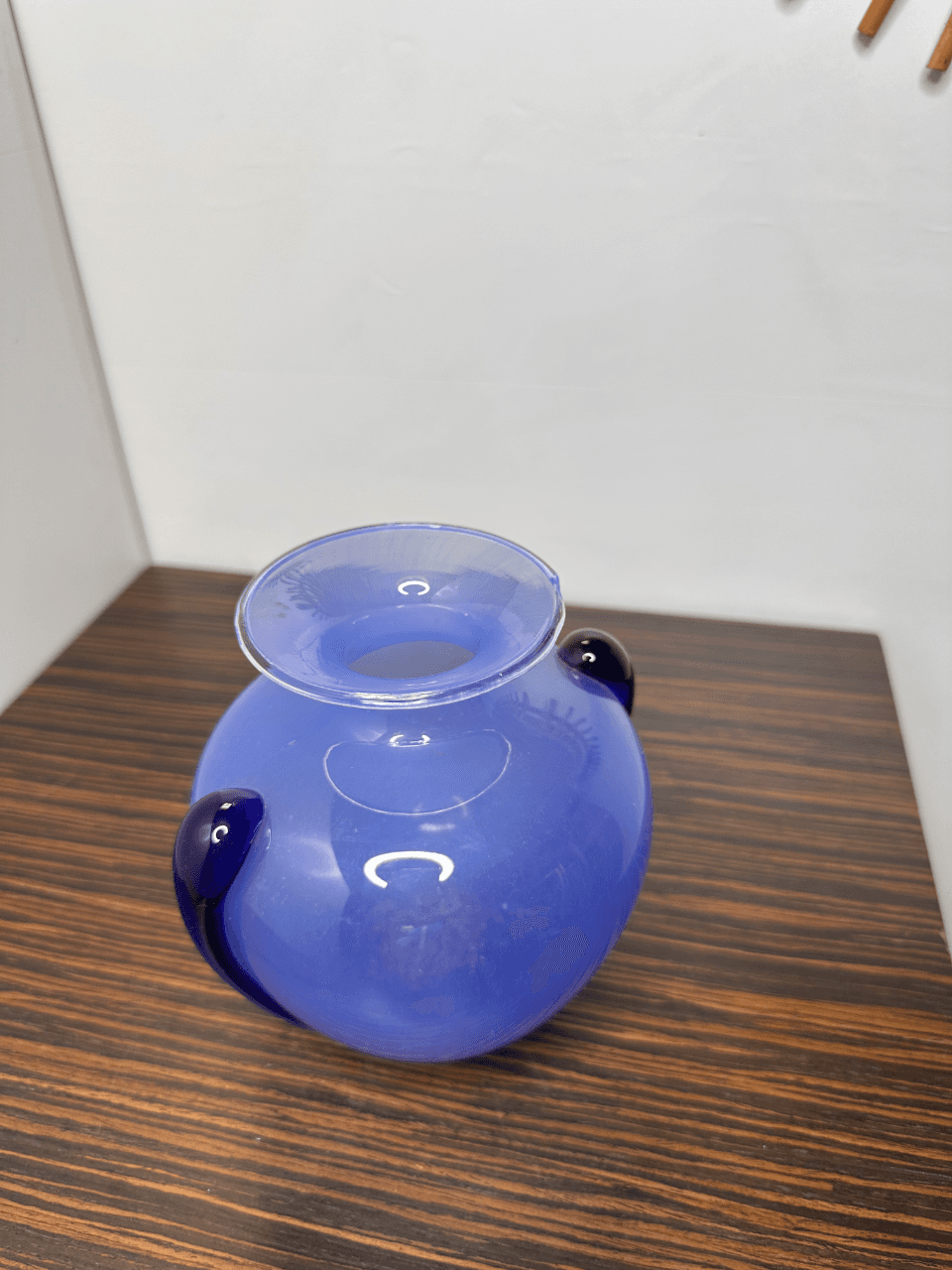 Thumbnail for Vase en verre soufflé