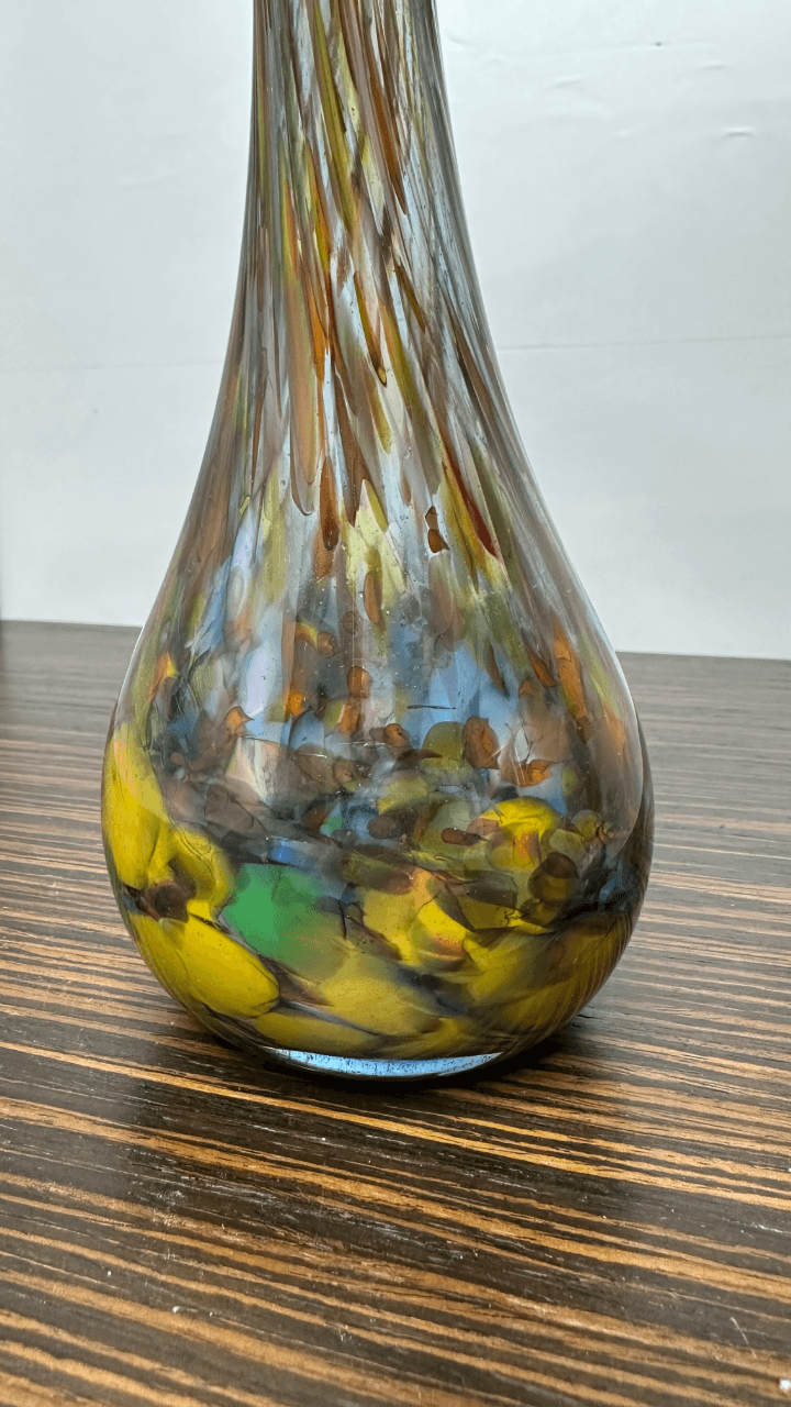 Thumbnail for Vase en verre soufflé