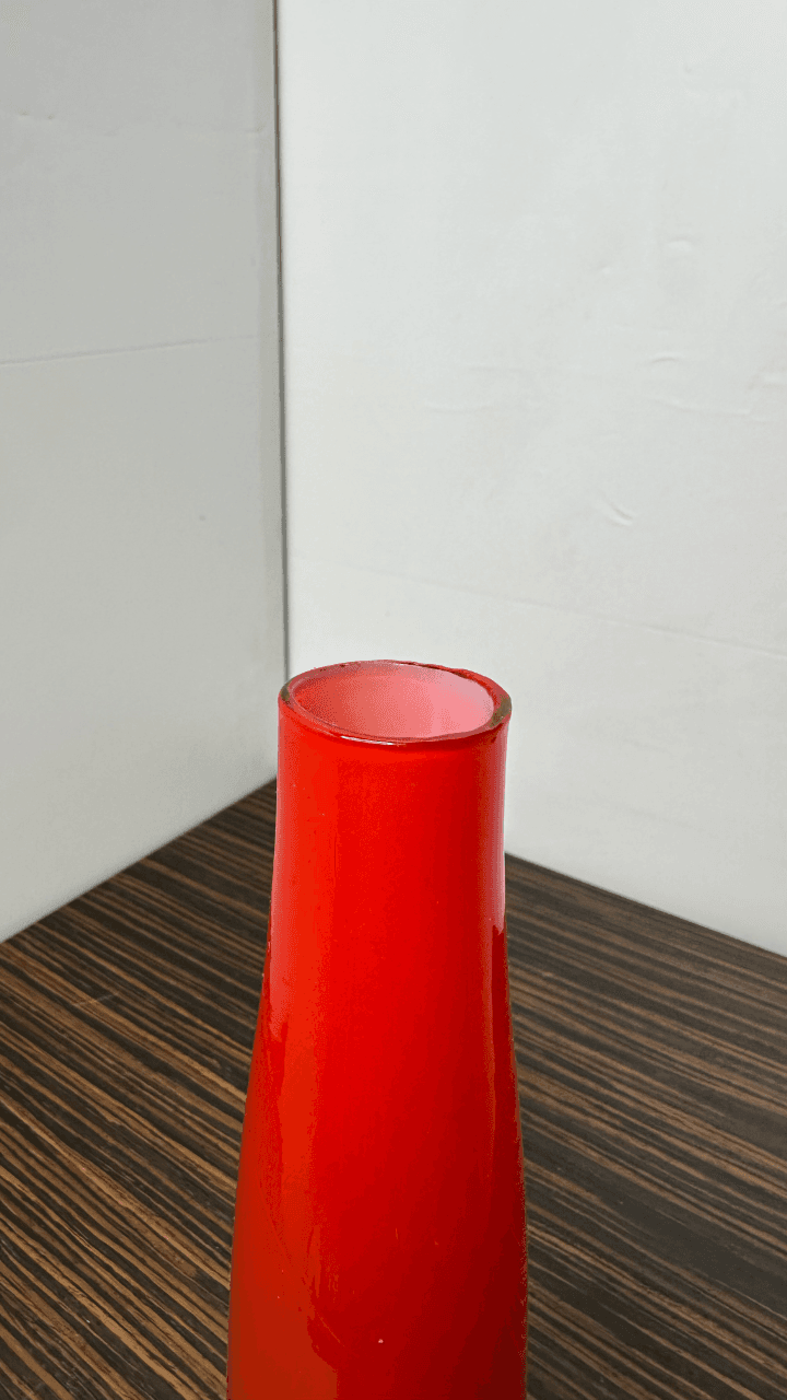 Thumbnail for Vase en verre soufflé