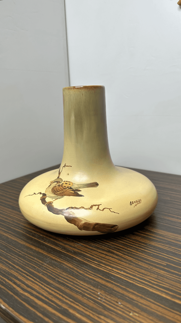 Thumbnail for Vase en céramique