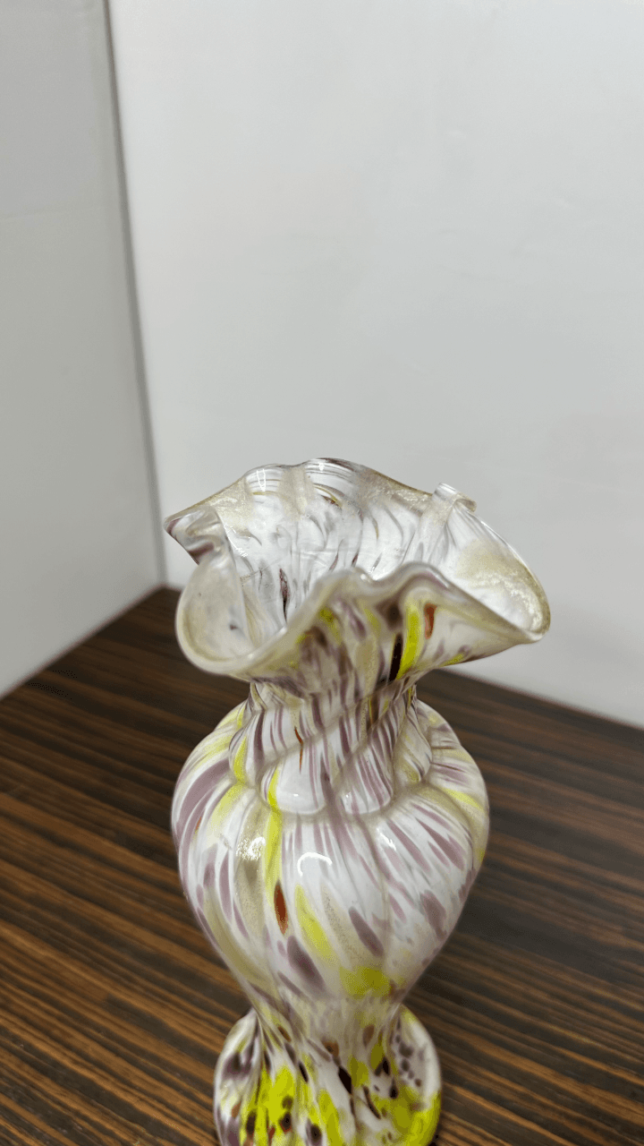 Thumbnail for Vase en verre soufflé