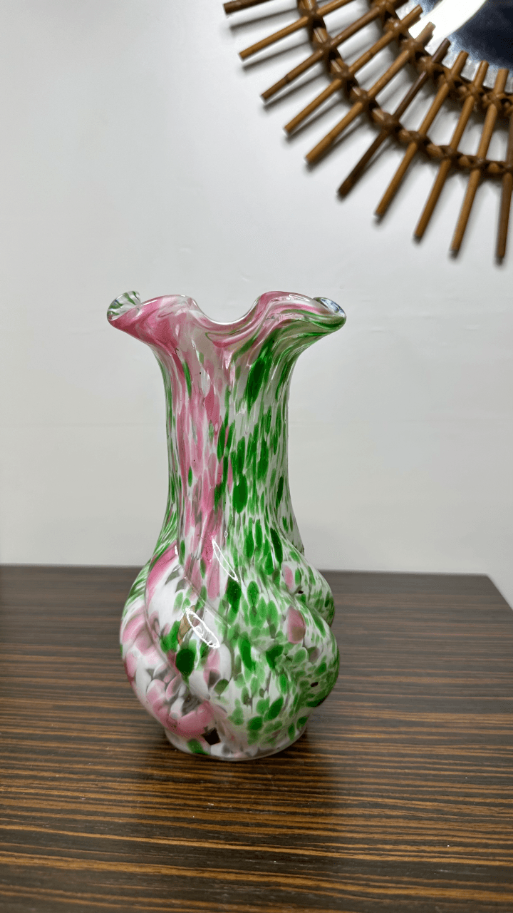 Thumbnail for Vase en verre soufflé