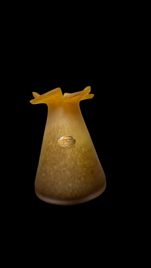 Vase en verre soufflé