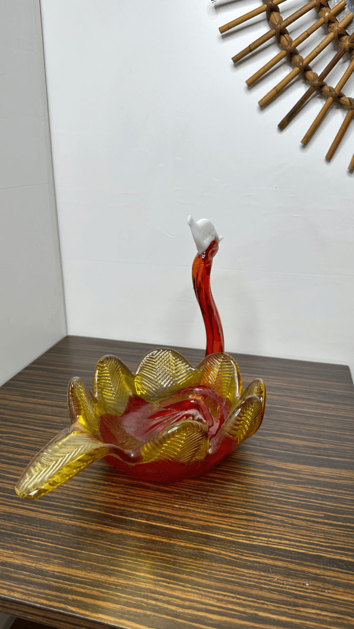 Thumbnail for Cygne en verre