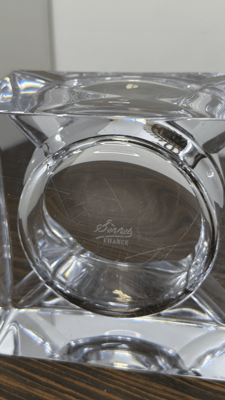 Thumbnail for Cendrier en cristal