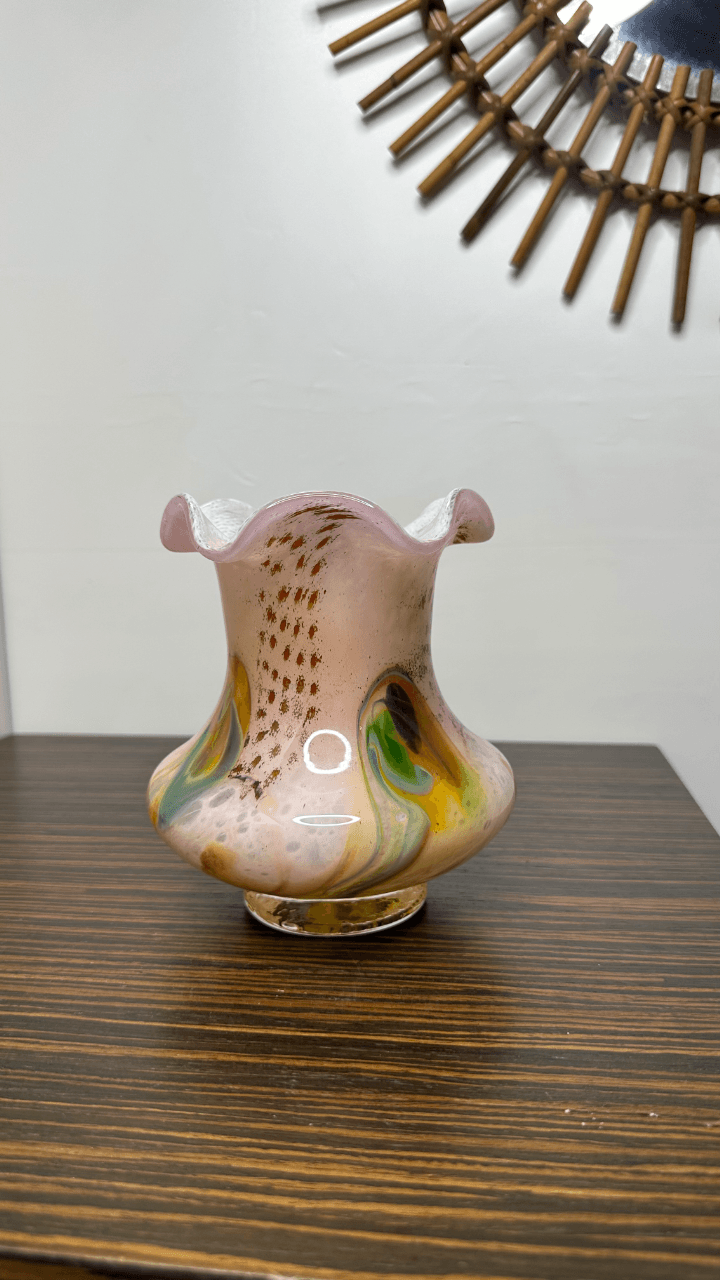 Thumbnail for Vase en verre soufflé