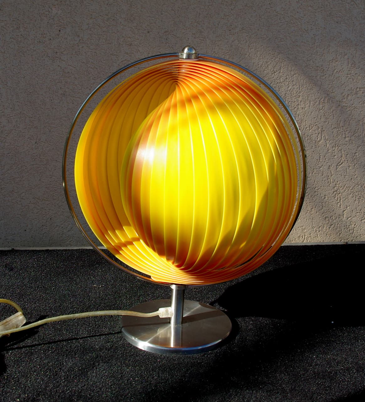 Thumbnail for Lampe Moon vintage