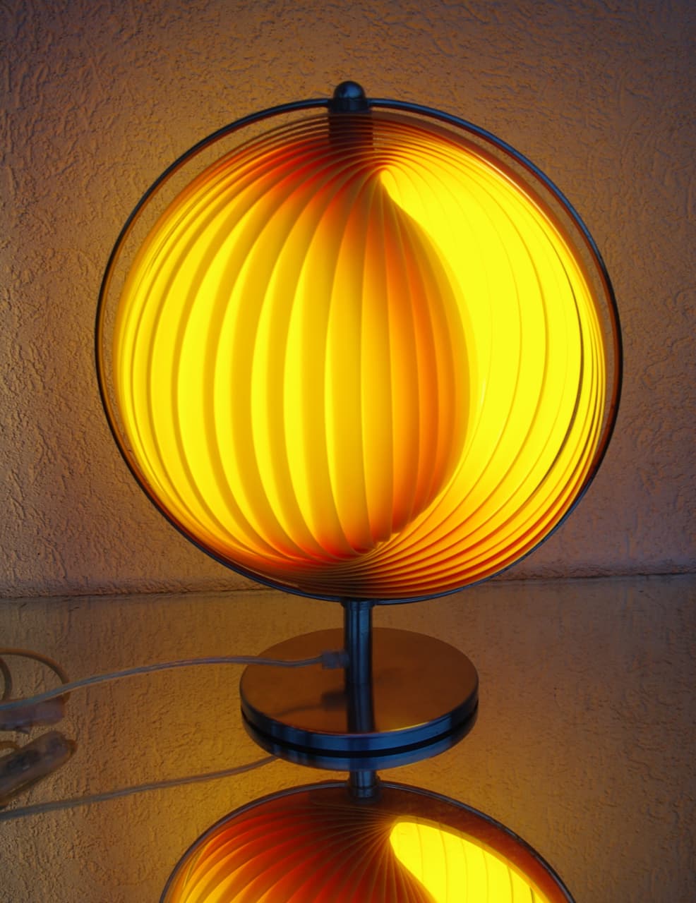 Thumbnail for Lampe Moon vintage