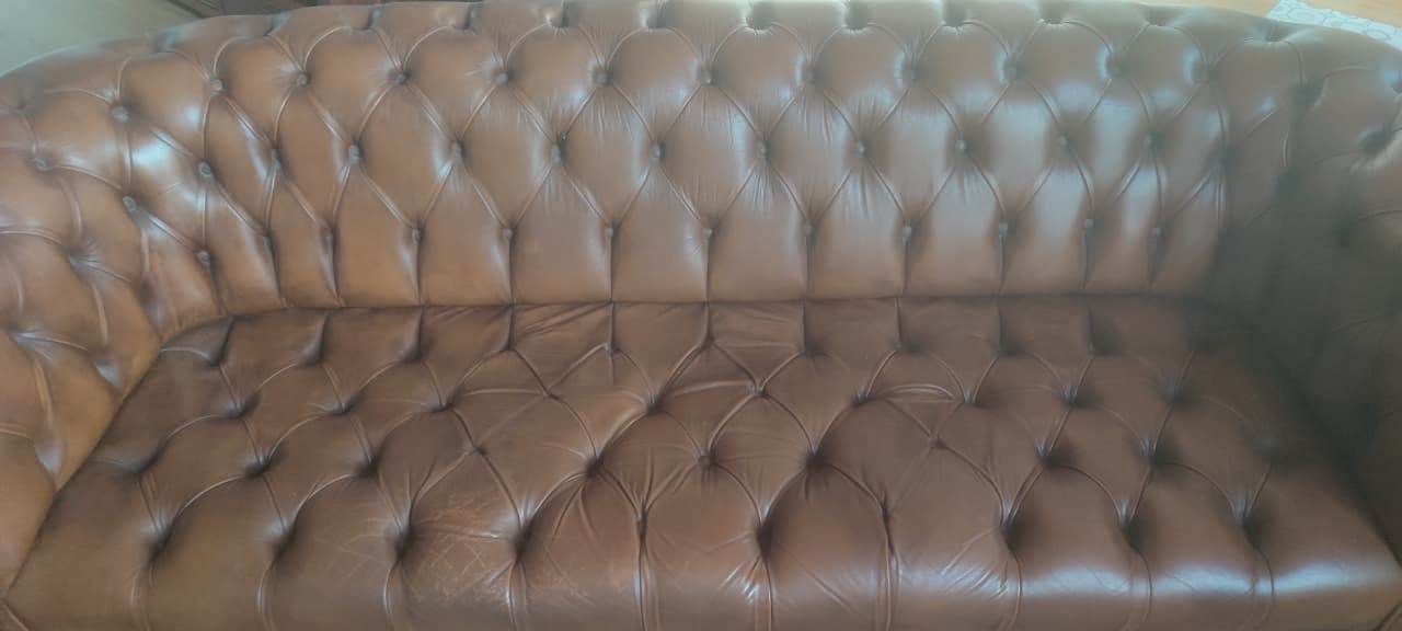 Thumbnail for Canapé Chesterfield